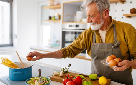 Patient in Clearwater eating healthy